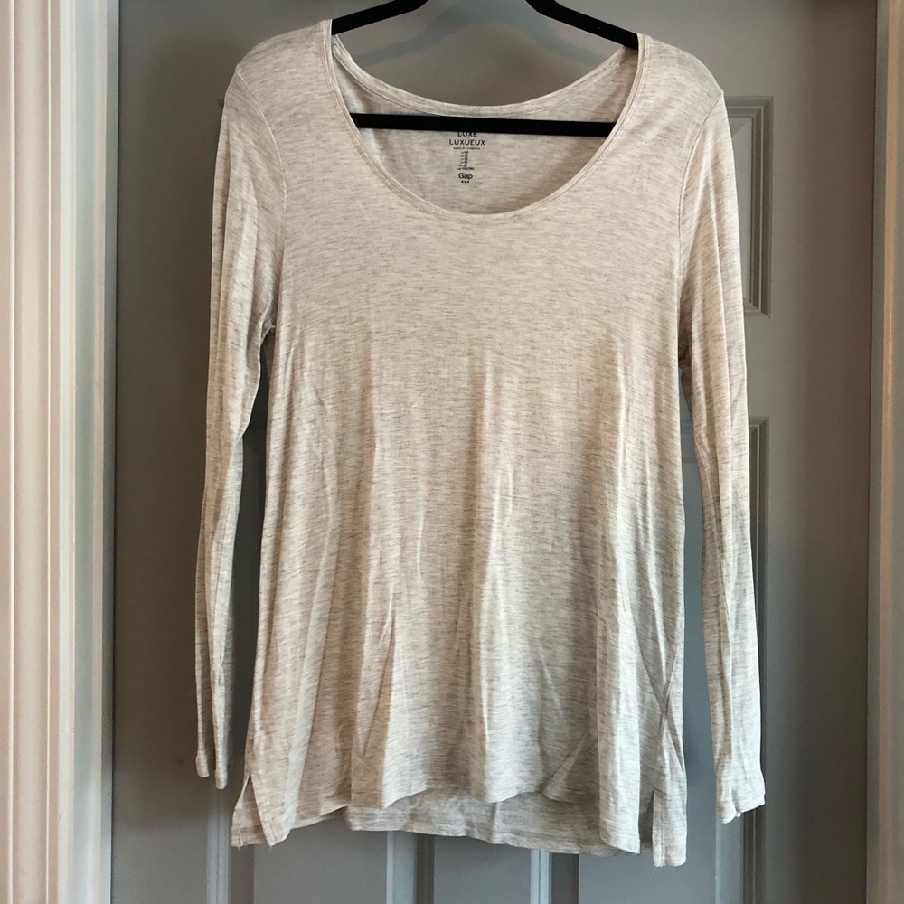 GAP Luxe Long Sleeve Gray Shirt (M)